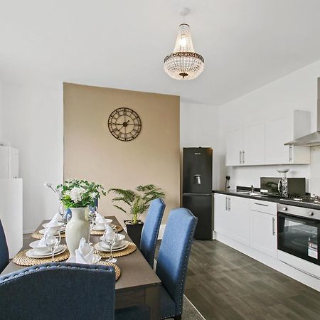 Home In Woodhouse, Leeds Λιντς Εξωτερικό φωτογραφία
